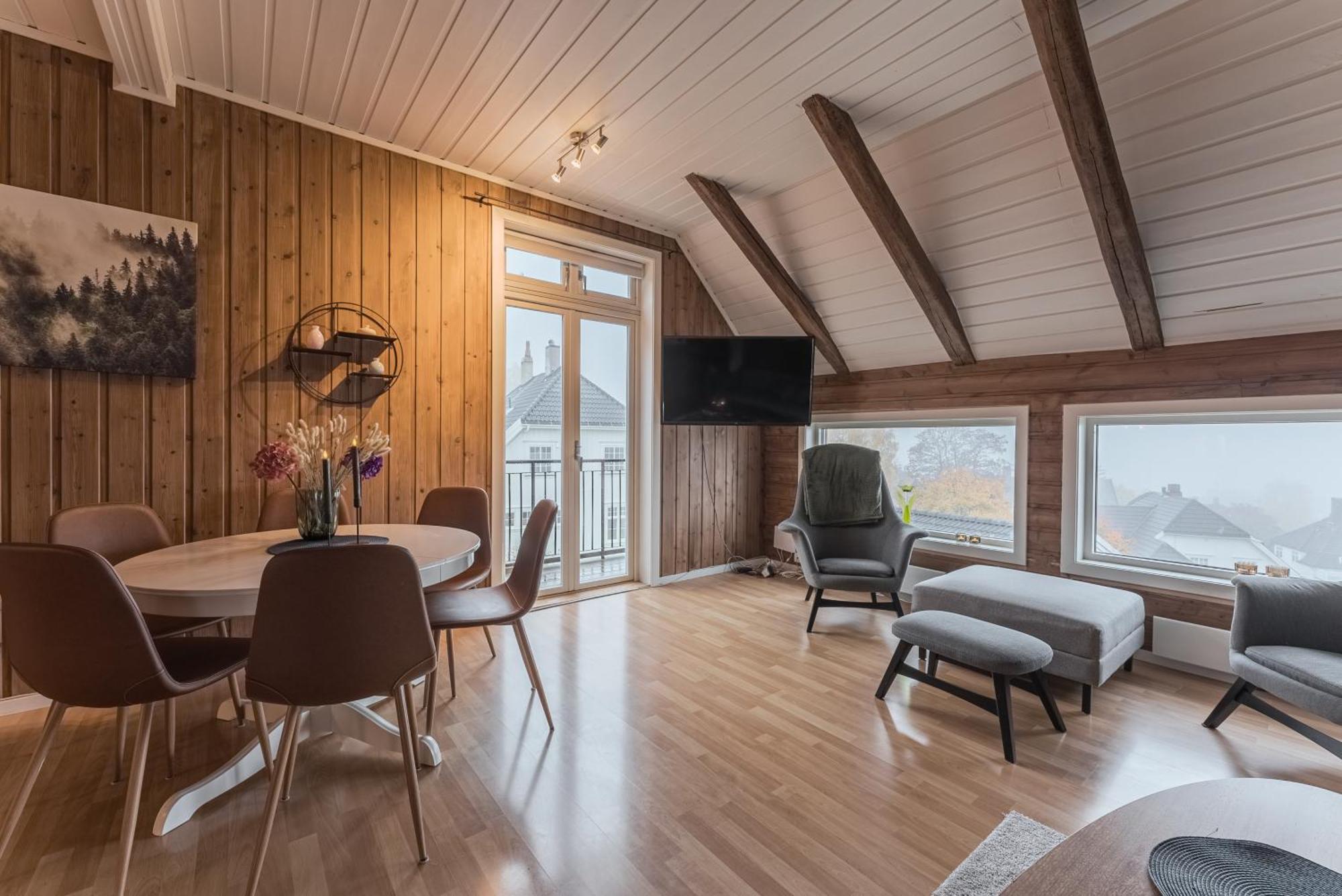 Toppleilighet I Sentrum Av Lillehammer Eksteriør bilde